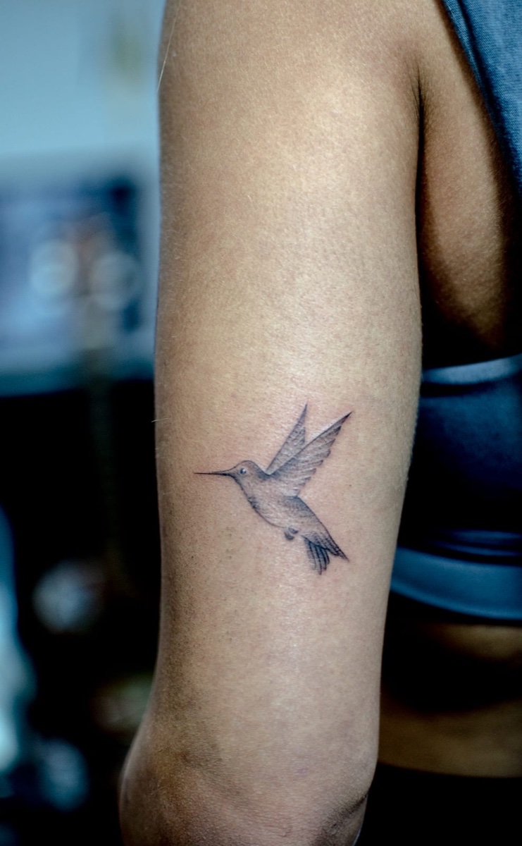 Fine Line Tattoo